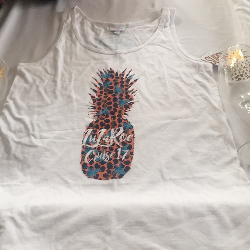 lularoe cruise 2017 tank top - Picture 1 of 7